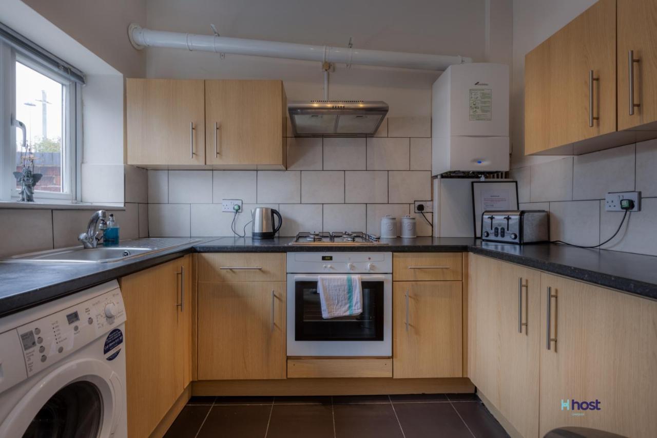 Host Liverpool - Artsy Stadium Suite, City Center & Garden Exterior photo